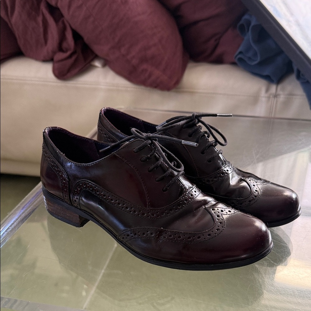 Classic Ox Blood Oxford Brogues Clarks Women’s US 7.5